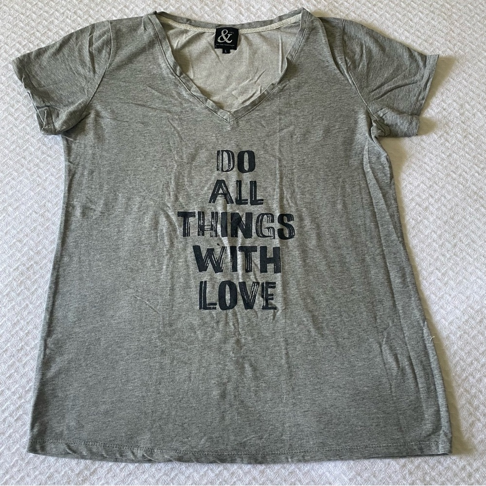 Do All Things With Love Tee / Tshirt
